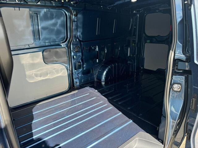 Ford TRANSIT CUSTOM 320 2.0 TDCI L2H1 Trend | Automaat 136pk | SCI | Adaptive cruise control | | 8-weg bestuurderstoel + passagiersbank | Stoelverwarming | Dodehoeksensoren | Navigatie | Elektrisch inklapbare spiegels | 16 inch lichtmetalen velgen | Full LED | Dual-zone clim