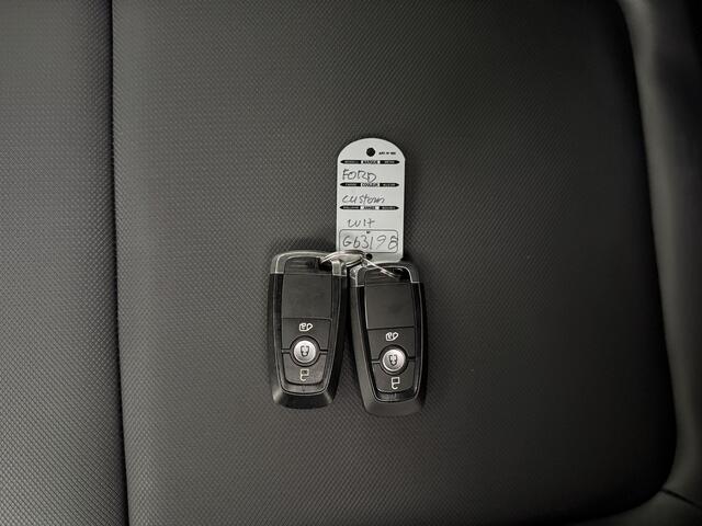 Ford TRANSIT CUSTOM 2.0TDCi 130PK Lang Limited | Digital Cockpit | Camera | Navigatie | Multimedia