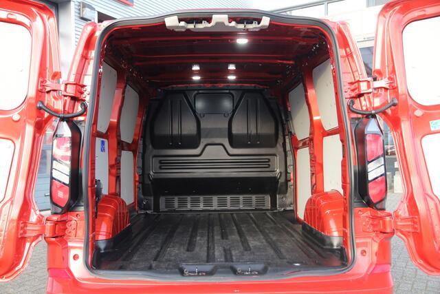Ford TRANSIT CUSTOM 2.0 TDCI 150 | KAR-edition | Trekhaak | Camera | Cruise | Clima..