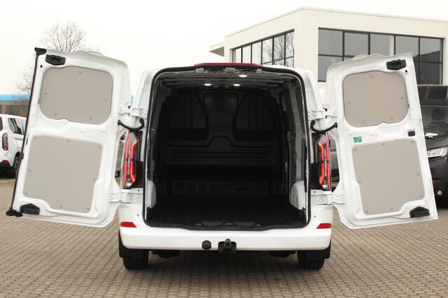 Ford TRANSIT CUSTOM E-Transit 320 L2H1 Limited | 65kWh | 160kW/218pk | Trekhaak 2300kg | Pro-Power | Camera | Carplay/Android | Cruise | Lease 717,- p/m