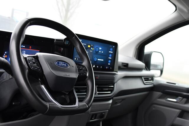 Ford TRANSIT CUSTOM 300 2.0 TDCI L2H1 Black Edition Limited Cruise, Camera, Carplay, LED, 2 x Schuifdeur, Multimedia, Trekhaak, 170pk, Stoelverwarming, Automaat, Uniek!
