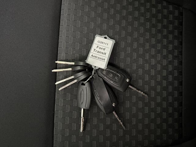 Ford TRANSIT CUSTOM 2.0TDCi 130PK Lang Limited | Euro 6 | Camera | Multimedia | 3-Zits | Airco | Cruise