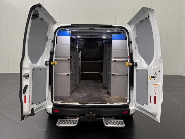 Ford TRANSIT CUSTOM 2.0TDCi 130PK Lang | Kastinrichting | 2800Kg Trekhaak | Multimedia | Airco | Cruise | 3-Zits
