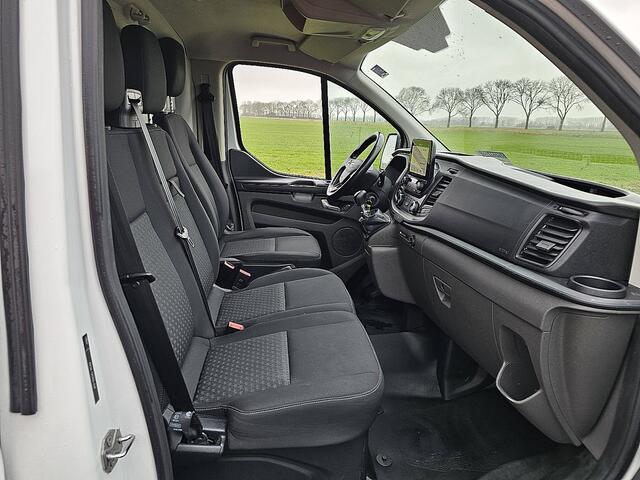Ford TRANSIT CUSTOM 2.0 TDCI L2H1 Navi Airco 3 Zits PDC Cruise Control Euro6 105 PK!