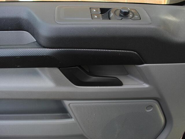 Ford TRANSIT CUSTOM 300 2.0 TDCI L2H1 Automaat Trend Nieuw Model Automaat | Navigatie | Climate Control | Parkeersensoren | Camera | Lichtmetalen Velgen | Bumpers in kleur | Digitale Cockpit