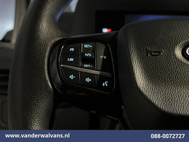Ford TRANSIT CUSTOM 2.0 TDCI 136pk L2H1 Euro6 Airco | Camera | LED | Cruisecontrol | Apple Carplay Android Auto, Verwarmde voorruit, Parkeersensoren, Bijrijdersbank, 2800kg trekvermogen
