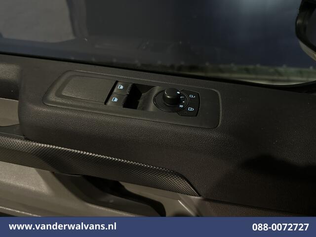 Ford TRANSIT CUSTOM 2.0 TDCI 136pk L2H1 Euro6 Airco | Camera | LED | Cruisecontrol | Apple Carplay Android Auto, Verwarmde voorruit, Parkeersensoren, Bijrijdersbank, 2800kg trekvermogen