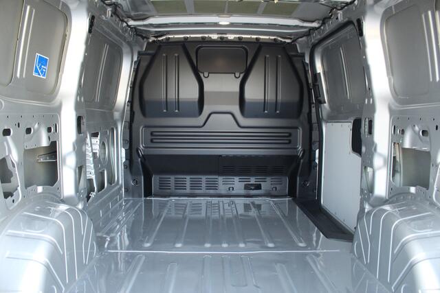 Ford TRANSIT CUSTOM E-Transit 320 L1H1 Trend | 65kWh | 160kW/218pk | Trekgewicht 2300kg | Camera | Carplay/Android | Cruise | Lease 681,- p/m