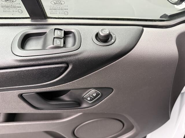 Ford TRANSIT CUSTOM 2.0TDCI 9-Persoons | Kombi | Personenbus | ¤ 19965,-- incl BTW | Airco