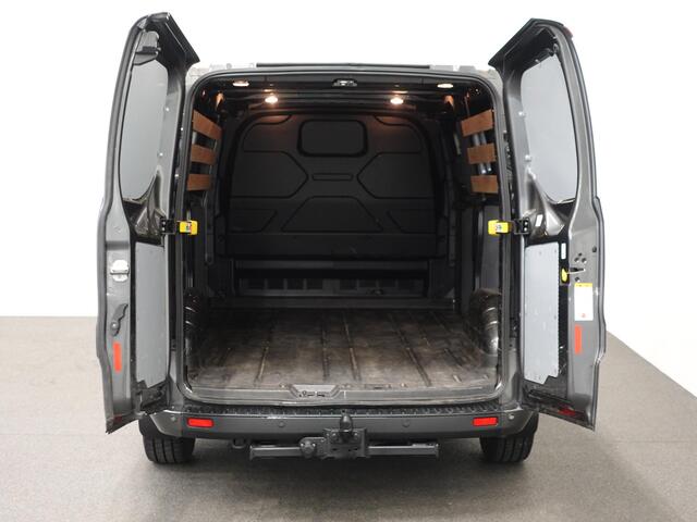 Ford TRANSIT CUSTOM 130pk Automaat L2H1 Trend Navi Cruise control Camera Parkeersensoren