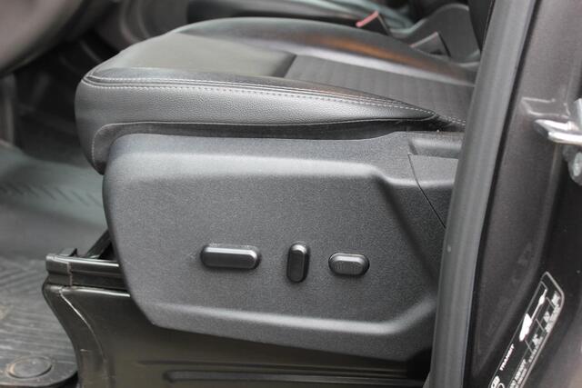 Ford TRANSIT CUSTOM 320 2.0 TDCI L2H1 DC Sport Full Option!! Fabrieksgarantie!