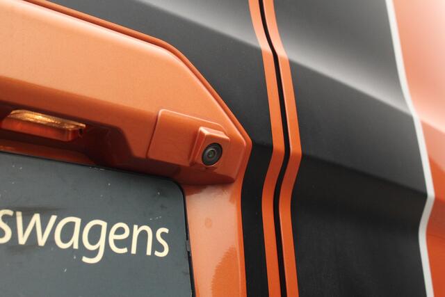 Ford TRANSIT CUSTOM 320 2.0TDCI 185pk L2H1 Sport | DC | Automaat | Trekhaak | Camera | Carplay/Android | Lease 537,- p/m