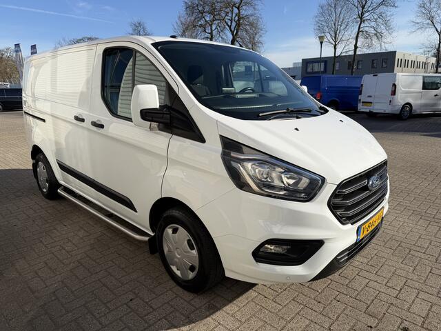 Ford TRANSIT CUSTOM 280 2.0 TDCI 130pk L1H1 Trend / vaste prijs rijklaar ¤ 13.950 ex btw / euro 6 diesel / bpm vrij / trekhaak 2500 kg / airco / cruise / navigatie / pdc voor en achter