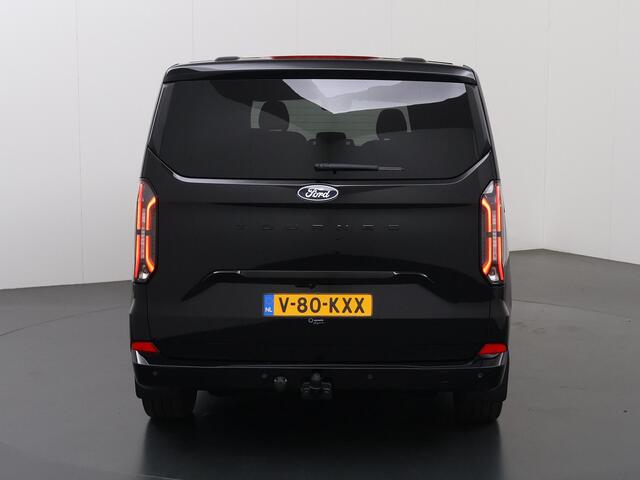Ford TRANSIT CUSTOM TOURNEO | 320 2.0 TDCI | L2 H1 | 170 PK | TITANIUM X | 360 CAMERA | ADAPTIVE CRUISE | STOELVERWARMING | LEDER | STUURWIELVERWARMING | NAVIGATIE | CLIMATE CONTROL | BLIND-SPOT | 2500 KG AHW TREKHAAK | 19" LICHTMETALEN VELGEN