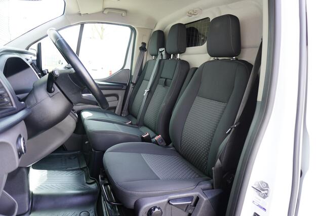 Ford TRANSIT CUSTOM 131pk Automaat L1 2x Schuifdeur Apple Carplay Trekhaak Camera Cruise control Parkersensoren