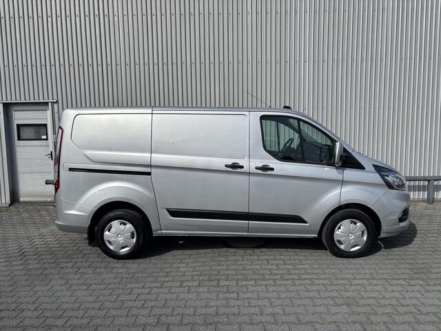 Ford TRANSIT CUSTOM 280 2.0 TDCI L1H1*3PERS.*A/C*CRUISE*NAVI*HAAK*