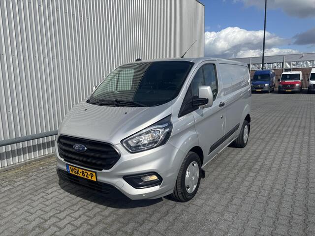 Ford TRANSIT CUSTOM 280 2.0 TDCI L1H1*3PERS.*A/C*CRUISE*NAVI*HAAK*