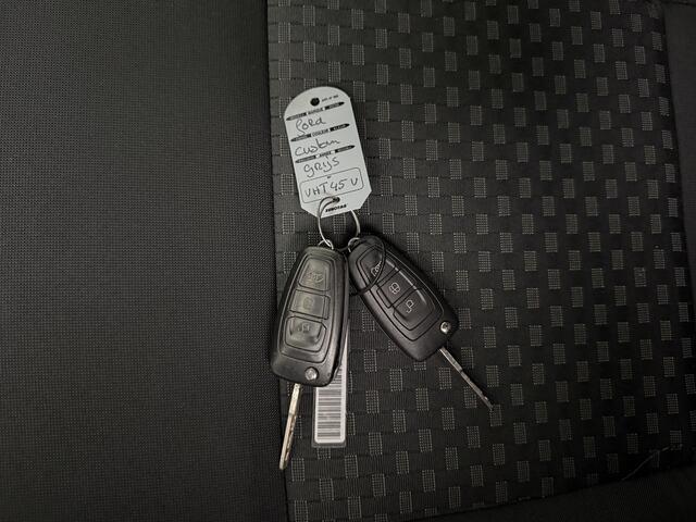 Ford TRANSIT CUSTOM 2.0TDCI 130PK | Multimedia | Camera | Airco | Cruise | 3-Zits | Trekhaak