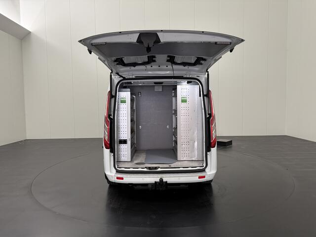 Ford TRANSIT CUSTOM 2.0TDCI 130PK Limited | 2xSchuifdeur | Kastinrichting | Navigatie | Airco | Cruise | Trekhaak | 3-Zits
