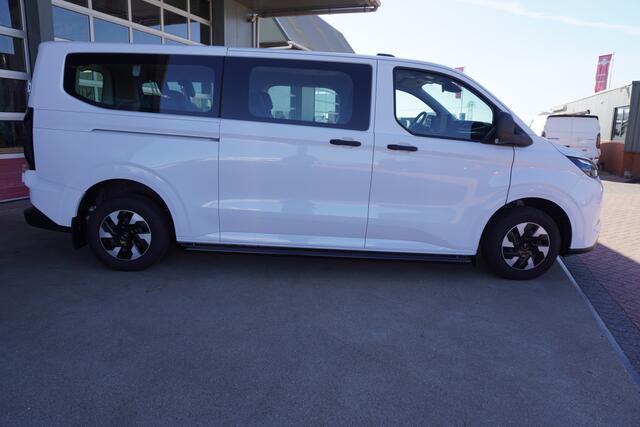 Ford TRANSIT CUSTOM 340L 2.5 PHEV 233PK L2H1 Trend 9 Persoons PHEV Automaat nr. V055 | Hybride | Airco | Cruise | Apple CP| Side bars