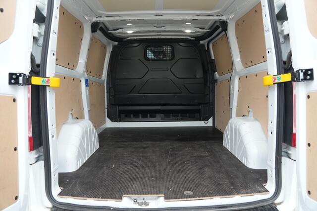 Ford TRANSIT CUSTOM 300 2.0 TDCI L1H1 Trend 130pk - Trekhaak - Carplay - Stoelverwarming - Cruise - Sidesteps - Rijklaar