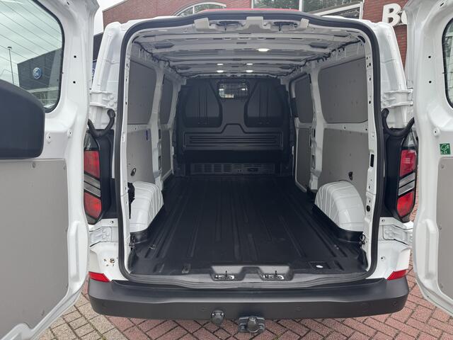Ford TRANSIT CUSTOM 300 2.0 TDCI L2H1 Trend | Ruiten in achterdeuren | Achteruit rijcamera | Trekhaak |