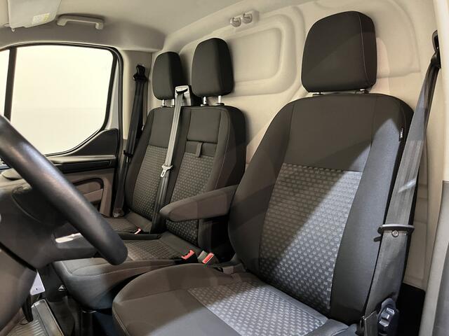 Ford TRANSIT CUSTOM 340 L1H1 PHEV Benzine Hybride Trend Automaat / Euro 6 / Schuifdeur L + R / Airco / CarPlay / Cruise Control / Camera / Navigatie / Klep / 3-Zits / 18.300 KM !!