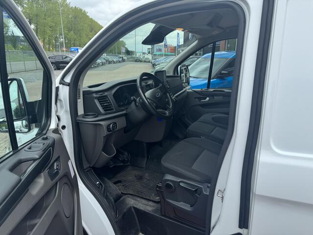 Ford TRANSIT CUSTOM 320 2.0 TDCI L2H1 Limited | Navigatie | Achteruit rijcamera | Stoelverwarming |