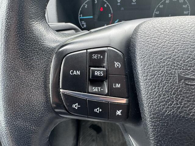Ford TRANSIT CUSTOM 320 2.0 TDCI L2H1 Limited | Navigatie | Achteruit rijcamera | Stoelverwarming |