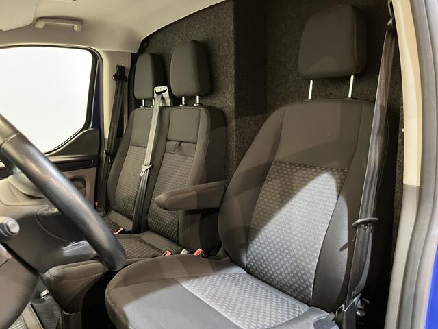 Ford TRANSIT CUSTOM 280 2.0 TDCI L1H1 Trend 130 PK Automaat / Euro 6 / Schuifdeur L + R / Airco / CarPlay / Cruise Control Adap. / Trekhaak / Navigatie / 3-Zits