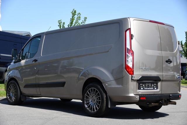 Ford TRANSIT CUSTOM 300 2.0 TDCI L2H1 PB Edition Camera, Cruise, Carplay, Automaat, 130pk, LED, Sensoren, Multimedia, Trekhaak, Uniek!