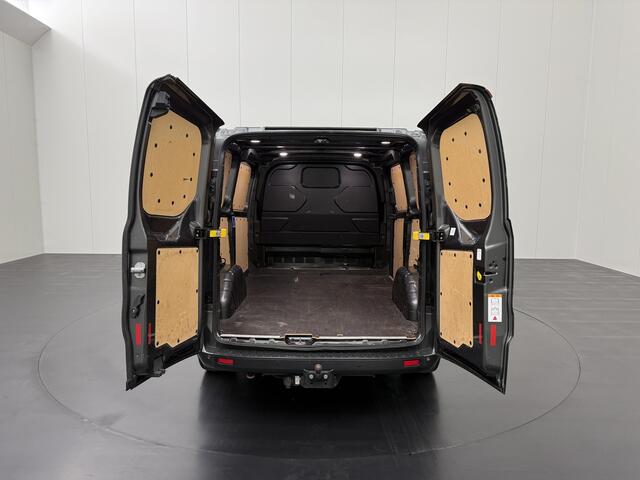 Ford TRANSIT CUSTOM 2.0TDCI 130PK Raptor Edition | 2500Kg Trekhaak | Multimedia | Camera | Airco | Cruise | 3-Zits