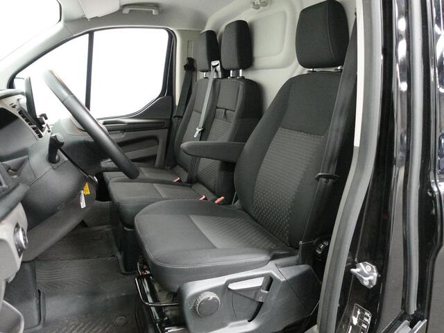 Ford TRANSIT CUSTOM 300 2.0 TDCI L2H1 Trend Automaat Airco Navigatie Cruisecontrol Camera Parkeersensoren