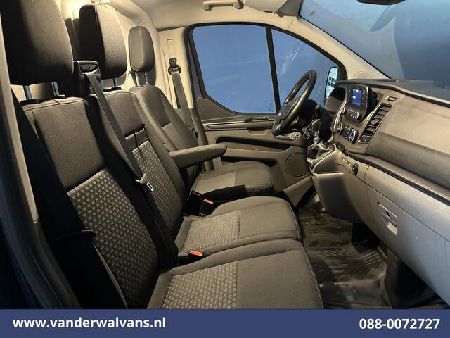 Ford TRANSIT CUSTOM 2.0 TDCI 131pk L2H1 Euro6 Airco | Camera | LED | Cruisecontrol | 2800kg Trekhaak Verwarmde voorruit, Parkeersensoren, Bijrijdersbank