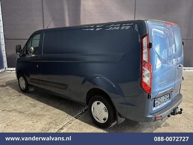 Ford TRANSIT CUSTOM 2.0 TDCI 131pk L2H1 Euro6 Airco | Camera | LED | Cruisecontrol | 2800kg Trekhaak Verwarmde voorruit, Parkeersensoren, Bijrijdersbank