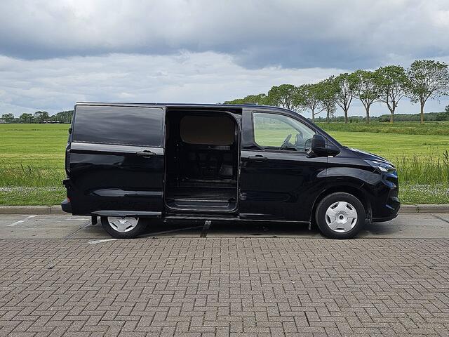 Ford TRANSIT CUSTOM 320 2.0 TDCI L1H1 L1H1 Navi Trekhaak Airco ACC Dodehoeksensor 150Pk Euro6 BPM-Vrij
