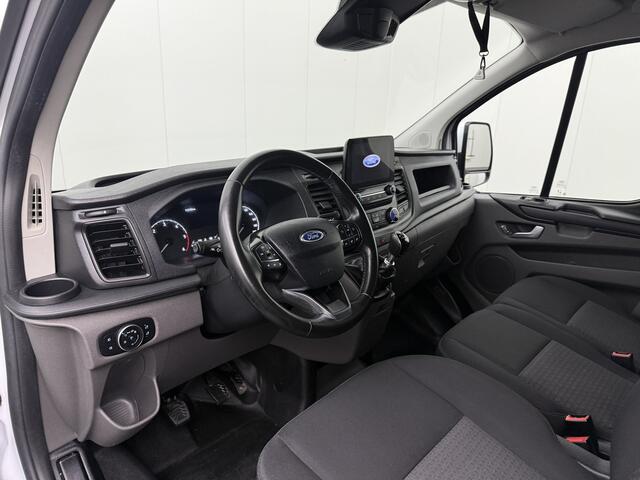 Ford TRANSIT CUSTOM 2.0TDCi 130PK Lang | Achterdeuren | Multimedia | Camera | 3-Zits | Betimmering