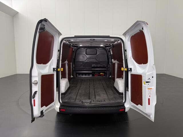 Ford TRANSIT CUSTOM 2.0TDCi 130PK Lang | Achterdeuren | Multimedia | Camera | 3-Zits | Betimmering