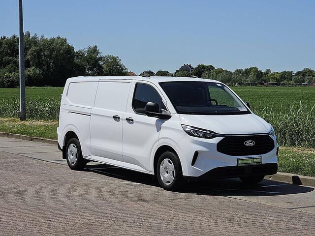Ford TRANSIT CUSTOM 2.0 TDCI L2H1 Trend L2H1 Navi Euro6 Airco Achterdeuren Camera 3-Zits BPM-Vrij Facelift Model