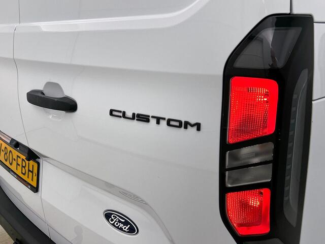 Ford TRANSIT CUSTOM 300 2.0 TDCI L2H1 Trend Automaat Airco Cruise Navigatie Parkeersensoren Camera Carplay/ Android auto