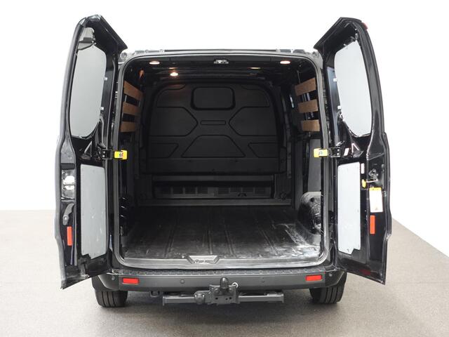 Ford TRANSIT CUSTOM 300 2.0 TDCI L2H1 Trend Automaat Airco Navigatie Cruise Parkeersensoren Camera Trekhaak