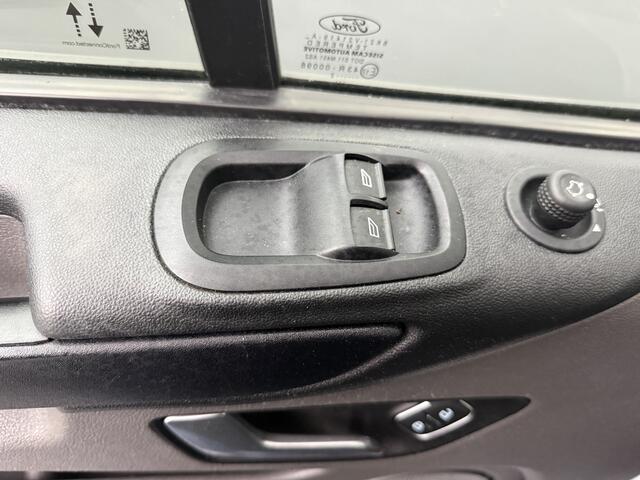 Ford TRANSIT CUSTOM 2.0TDCI 130PK Lang Imperiaal | Trekhaak | Multimedia | Camera | Airco | Cruise | 3-Zits