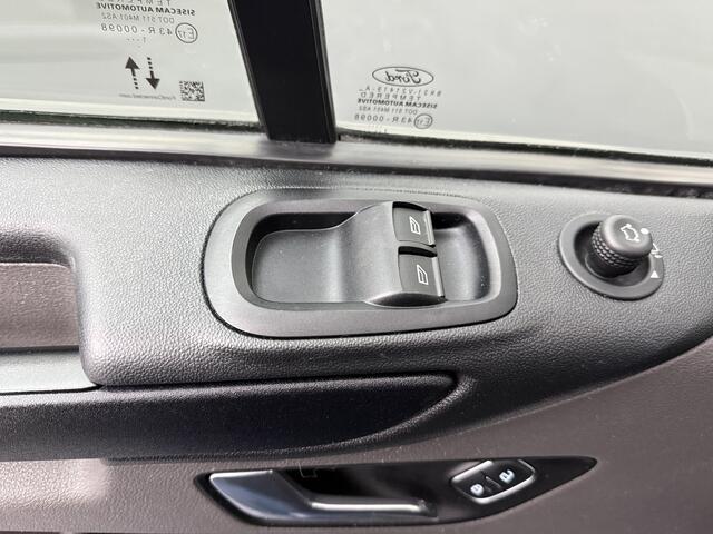 Ford TRANSIT CUSTOM 2.0TDCi 130PK Automaat | Achterdeuren | Multimedia | Camera | Airco | 3-Zits | Betimmering