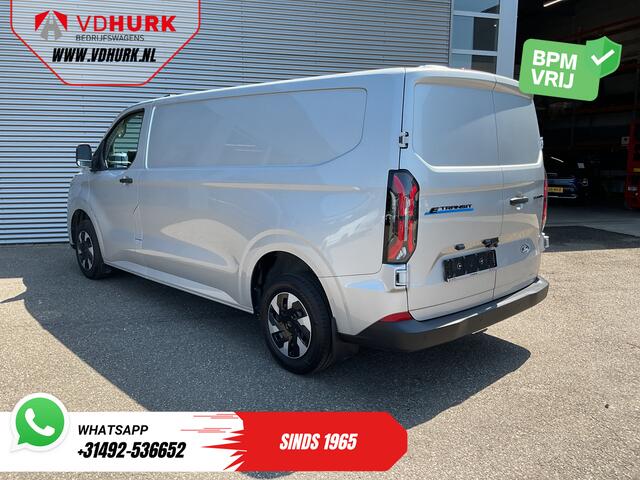 Ford TRANSIT CUSTOM E-Transit L2 65 kWh 330 km WLTP Garantie t/m 05-'29/ LED/ Snellader/ Standkachel/ Stoelverw./ Stuurverw./ Carplay/ Camera/ PDC/ Climate/ Cruise