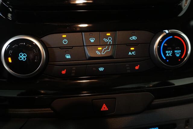 Ford TRANSIT CUSTOM 300 2.0 TDCI L2H1 Limited Dubbele Cabine Navigatie Airco 2 Schuifdeuren Trekhaak Parkeersensoren Apple Carplay Android auto DAB