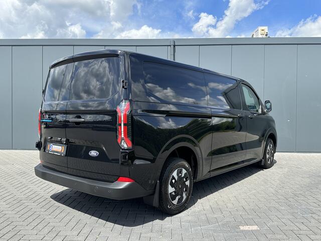 Ford TRANSIT CUSTOM E-Transit 71 kWh FULL ELECTRIC / L2H1 / ** NIEUW ** / 2.057 KM / 2x ELEKTRISCHE SCHUIFDEUREN / CAMERA / ECC / CRUISE / CARPLAY