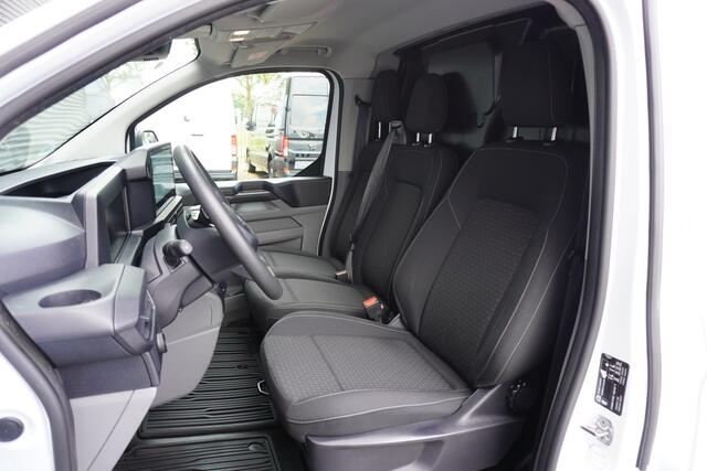 Ford TRANSIT CUSTOM 111pk L1H1 Trend Nieuw model Apple Carplay Camera Parkeersensoren Cruise control Digitaal Dashboard Trekhak