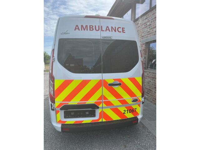 Ford TRANSIT CUSTOM L2H2 Ambulance