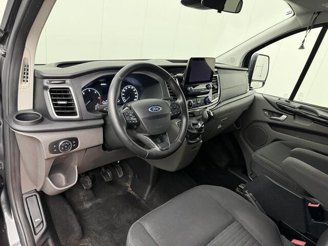 Ford TRANSIT CUSTOM 2.0TDCi 130PK Limited Dubbele Cabine | 2xSchuifdeur | Navigatie | Camera | Airco | Cruise | Trekhaak