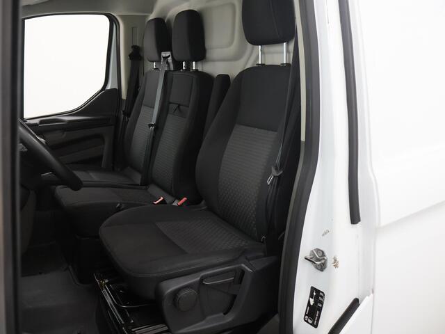 Ford TRANSIT CUSTOM 300 | 2.0 TDCI | L2 H1 | TREND | STOELVERWARMING | 3-ZITS | PARKEERCAMERA | APPLE CARPLAY/ANDROID AUTO | TREKHAAK
